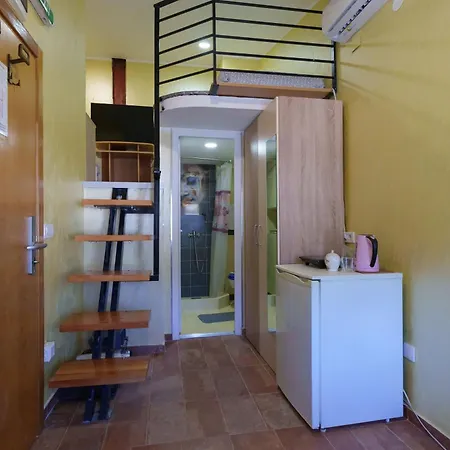 Step Rooms Apt Spa Belgrad Exterior foto