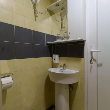 Step Rooms Apt Spa Belgrad Exterior foto