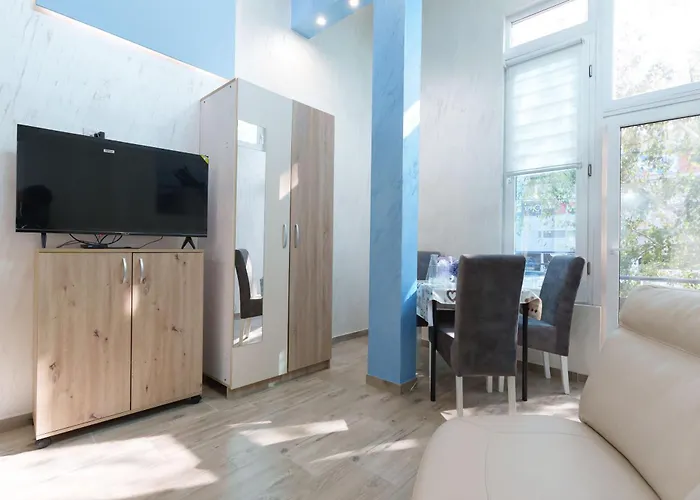 Step Rooms Apt Spa